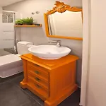 1 Bedroom Located In The Heart Of * Lizbona