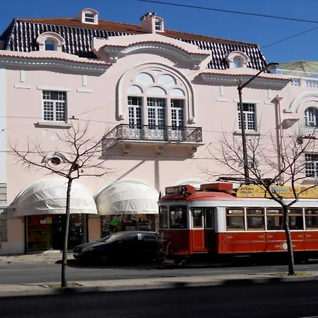 1 Bedroom Located Heart Of Lisbon